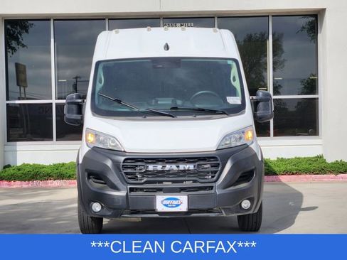 Used 2025 RAM ProMaster 2500 w/ Convenience Group image 2