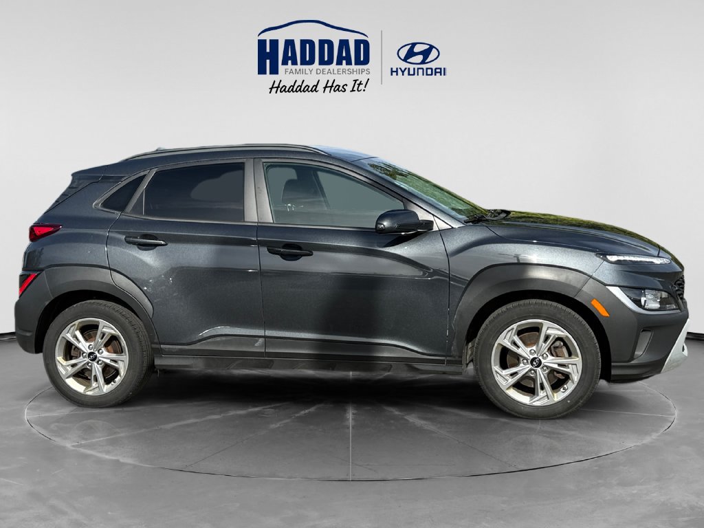 Used 2022 Hyundai Kona SEL AWD/4WD image 6