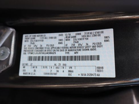 Used 2019 Ford Escape Titanium FWD image 12