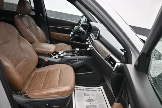 Used 2022 Kia Telluride SX w/ SX Prestige Package AWD/4WD image 10