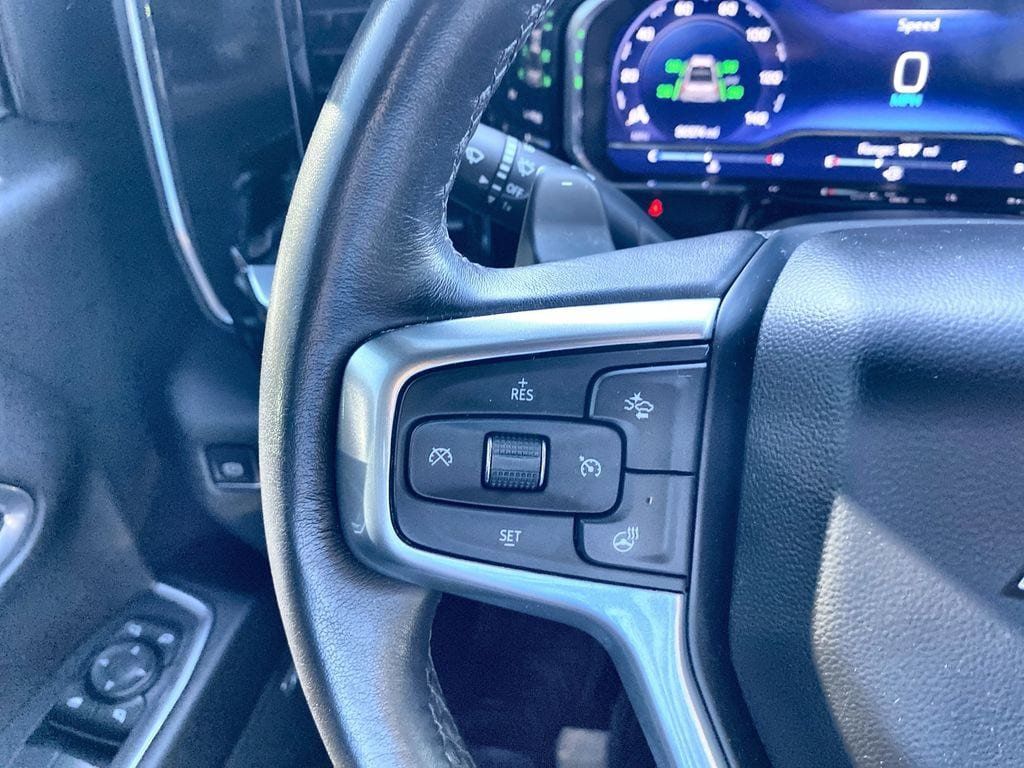 Used 2022 Chevrolet Silverado 1500 LTZ w/ LTZ Premium Package AWD/4WD image 22