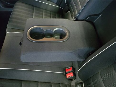 Used 2022 Volkswagen Jetta Sport image 20