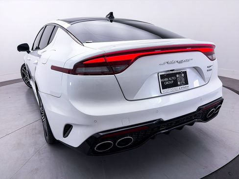 Used 2022 Kia Stinger GT2 AWD/4WD image 9