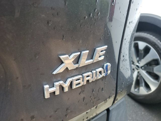 Used 2024 Toyota RAV4 XLE Premium w/ Weather Package AWD/4WD image 8