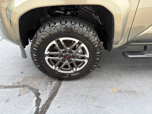 Used 2025 Toyota Tacoma TRD Sport RWD image 20