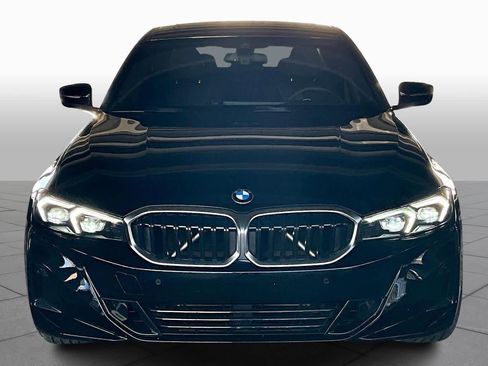 Used 2025 BMW 330i Sedan w/ Premium Package image 3