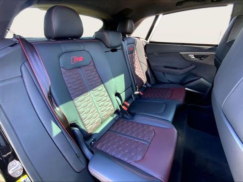 Certified 2025 Audi RS Q8 performance image 19