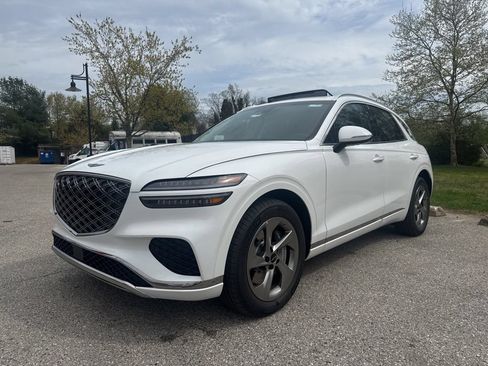 New 2026 Genesis GV70 2.5T Select AWD/4WD image 6