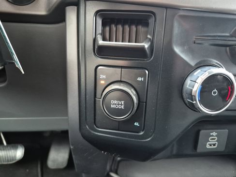 Used 2025 Ford F150 XLT w/ Equipment Group 301A Standard image 31