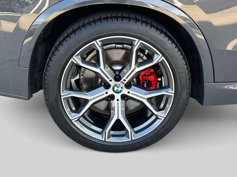 Used 2024 BMW X5 M60i AWD/4WD image 8