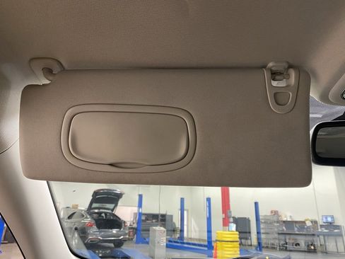 Used 2018 Jeep Cherokee Trailhawk w/ Cold Weather Group image 35