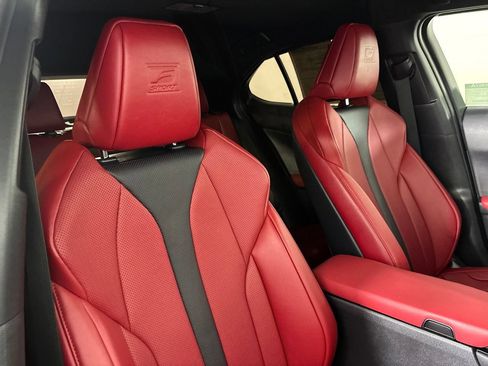Used 2022 Lexus UX 200 F Sport w/ F Sport Premium Package FWD image 28
