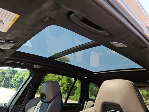 Used 2023 BMW X5 M w/ Competition Package AWD/4WD image 16