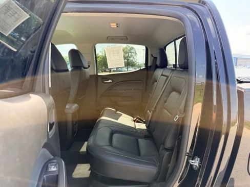 Certified 2022 Chevrolet Colorado Z71 w/ Safety Package AWD/4WD image 8