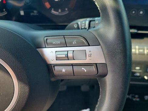 Used 2025 Hyundai Kona SEL FWD image 21