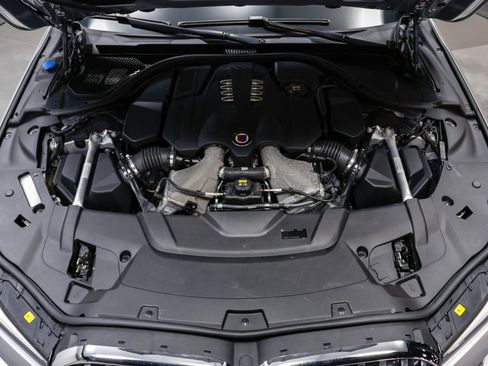 Used 2020 BMW ALPINA B7 xDrive w/ Luxury Rear Seating Package image 59