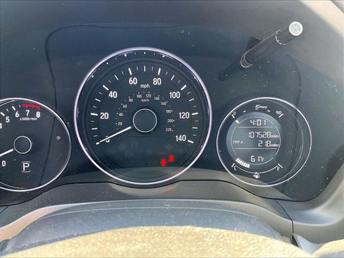 Used 2018 Honda HR-V EX-L image 18