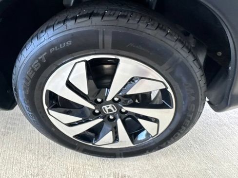 Used 2015 Honda CR-V Touring image 39