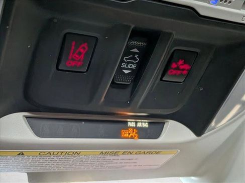 Used 2021 Subaru Forester Premium image 13