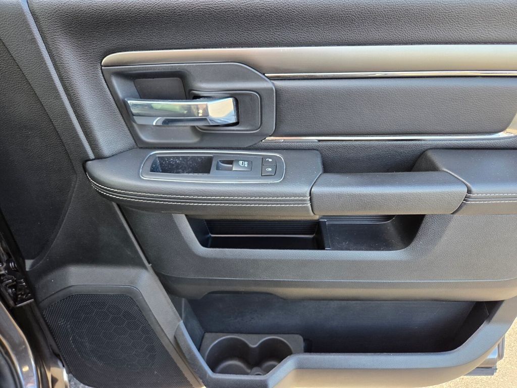 Used 2017 RAM 1500 Sport RWD image 21