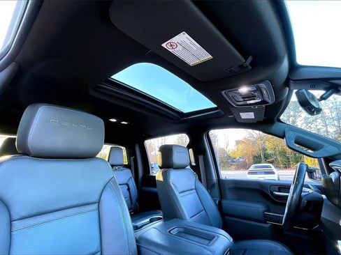 Certified 2020 GMC Sierra 3500 Denali w/ Denali Ultimate Package image 24