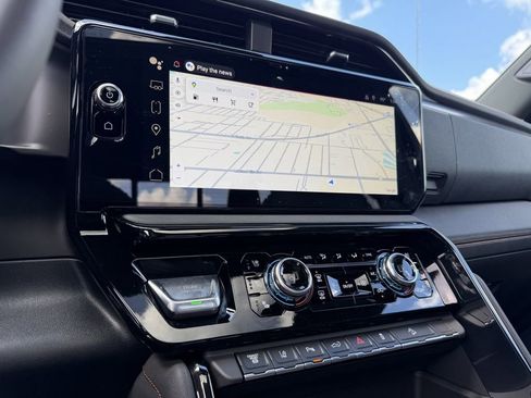 New 2026 GMC Sierra 2500 AT4 image 25