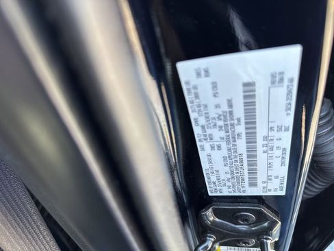 Used 2017 Ford F150 Platinum w/ Equipment Group 701A Luxury image 22