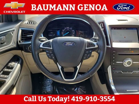 Used 2019 Ford Edge Titanium w/ Cold Weather Package AWD/4WD image 13