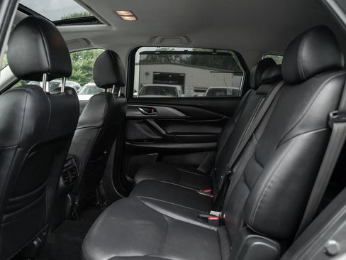 Used 2019 MAZDA CX-9 Touring w/ Touring Premium Package AWD/4WD image 8
