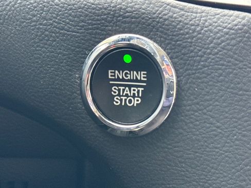 Used 2017 Ford Edge SEL w/ Cargo Accessory Package image 18