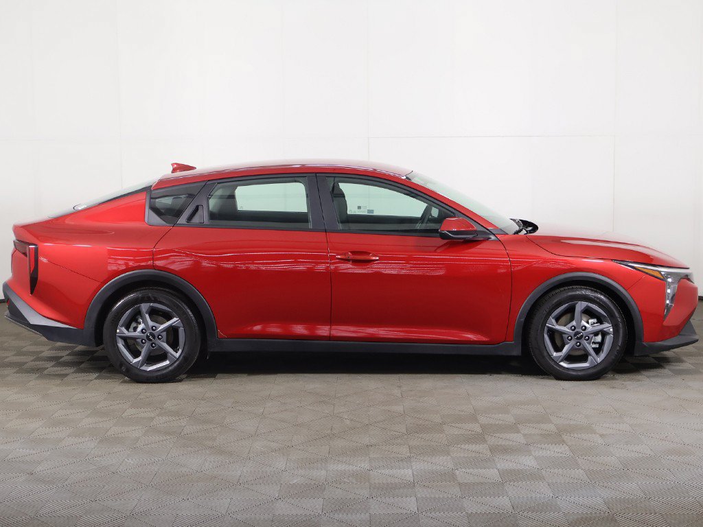 Used 2025 Kia K4 FWD image 17