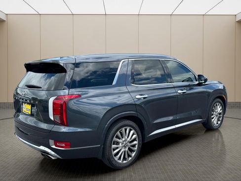 Used 2020 Hyundai Palisade Limited FWD image 3