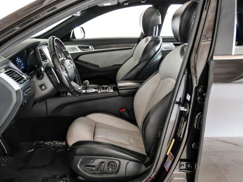 Used 2019 Genesis G80 3.3T Sport RWD image 3