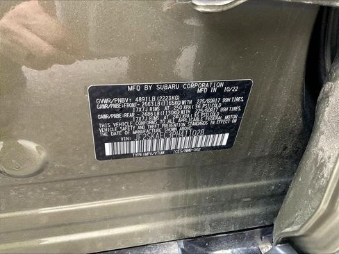 Used 2023 Subaru Forester Premium AWD/4WD image 32