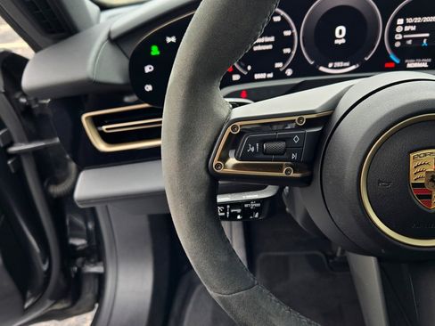 Used 2025 Porsche Taycan 4S image 26