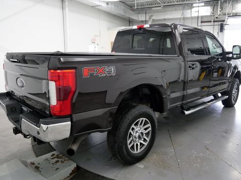 Used 2019 Ford F250 Lariat w/ Lariat Ultimate Package AWD/4WD image 7
