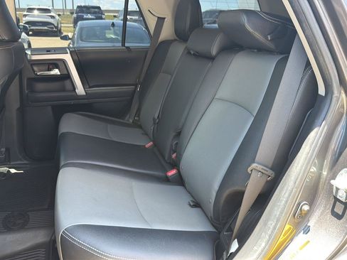 Used 2022 Toyota 4Runner SR5 Premium w/ Moonroof Package RWD image 14