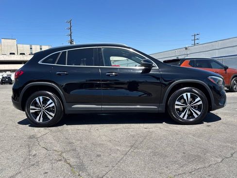Used 2025 Mercedes-Benz GLA 250 image 3