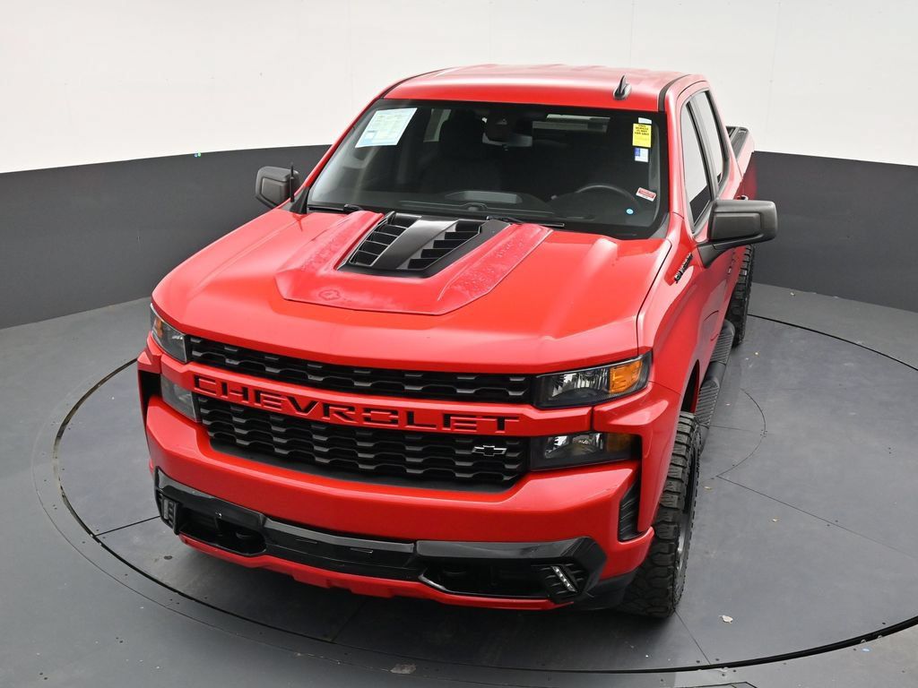Used 2021 Chevrolet Silverado 1500 Custom w/ LPO, Blackout Package RWD image 19
