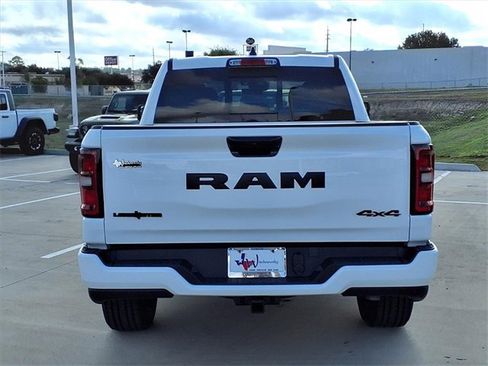 New 2025 RAM 1500 4x4 Crew Cab image 5