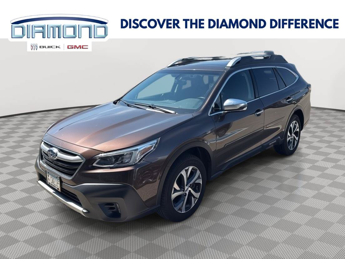 Used 2022 Subaru Outback Touring AWD/4WD image 1