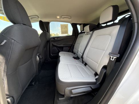 Used 2024 Ford Escape Active image 21