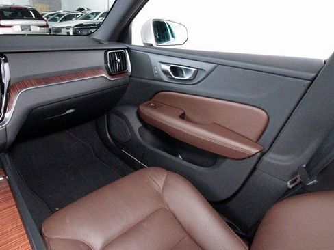 Certified 2025 Volvo V60 B5 Cross Country Plus image 7
