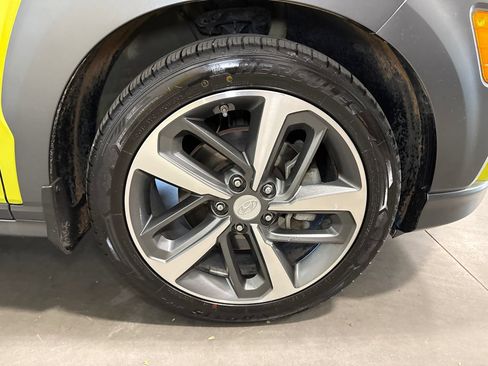 Used 2020 Hyundai Kona Ultimate AWD/4WD image 19