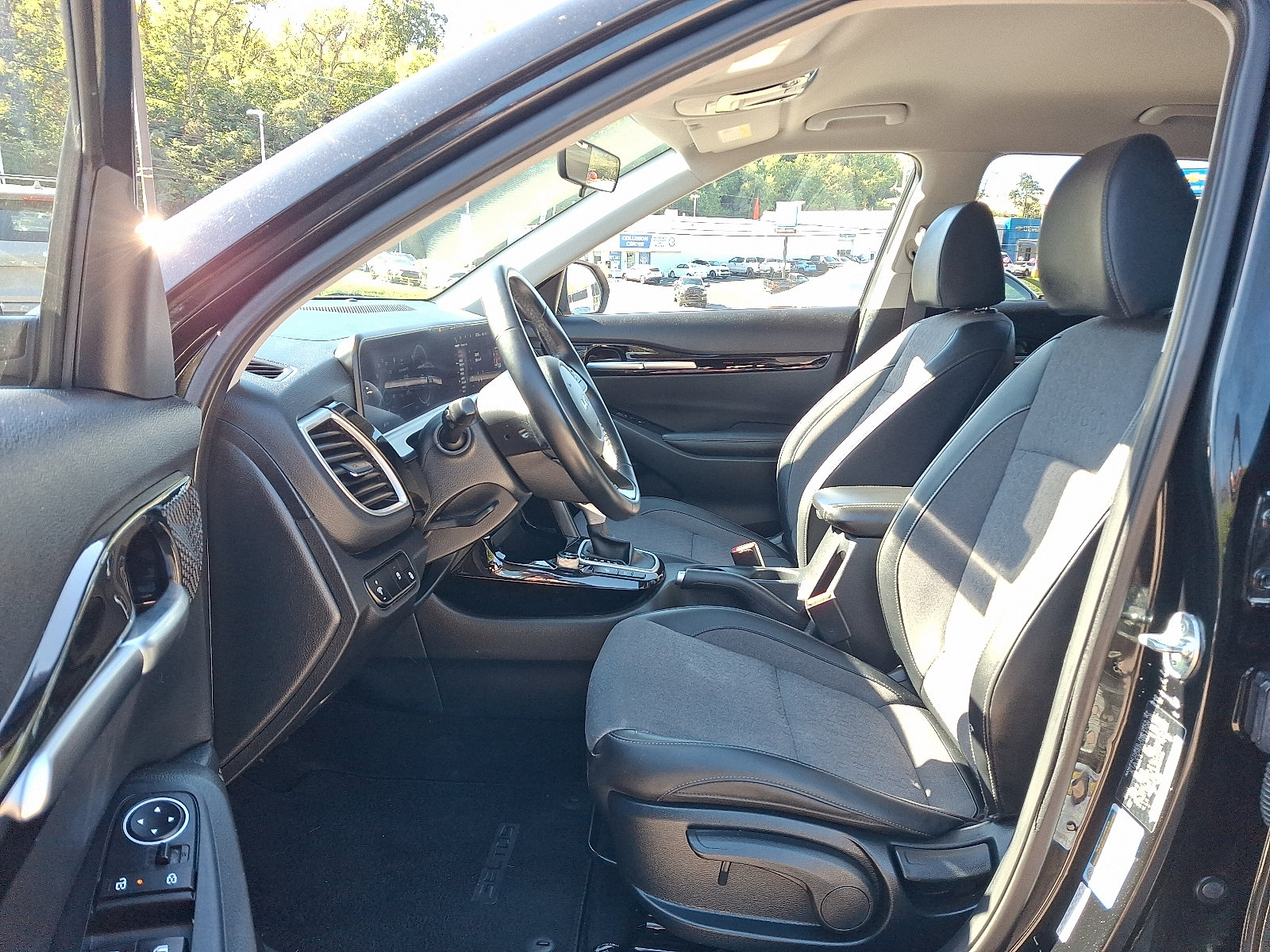 Used 2024 Kia Seltos S AWD/4WD image 13