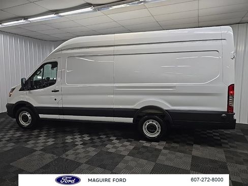Used 2025 Ford Transit 250 148 High Roof Extended w/ Load Area Protection Package RWD image 5