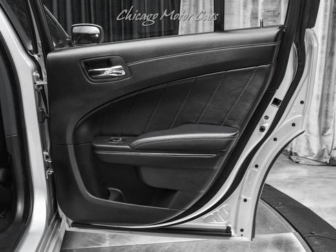 Used 2020 Dodge Charger SRT Hellcat image 32