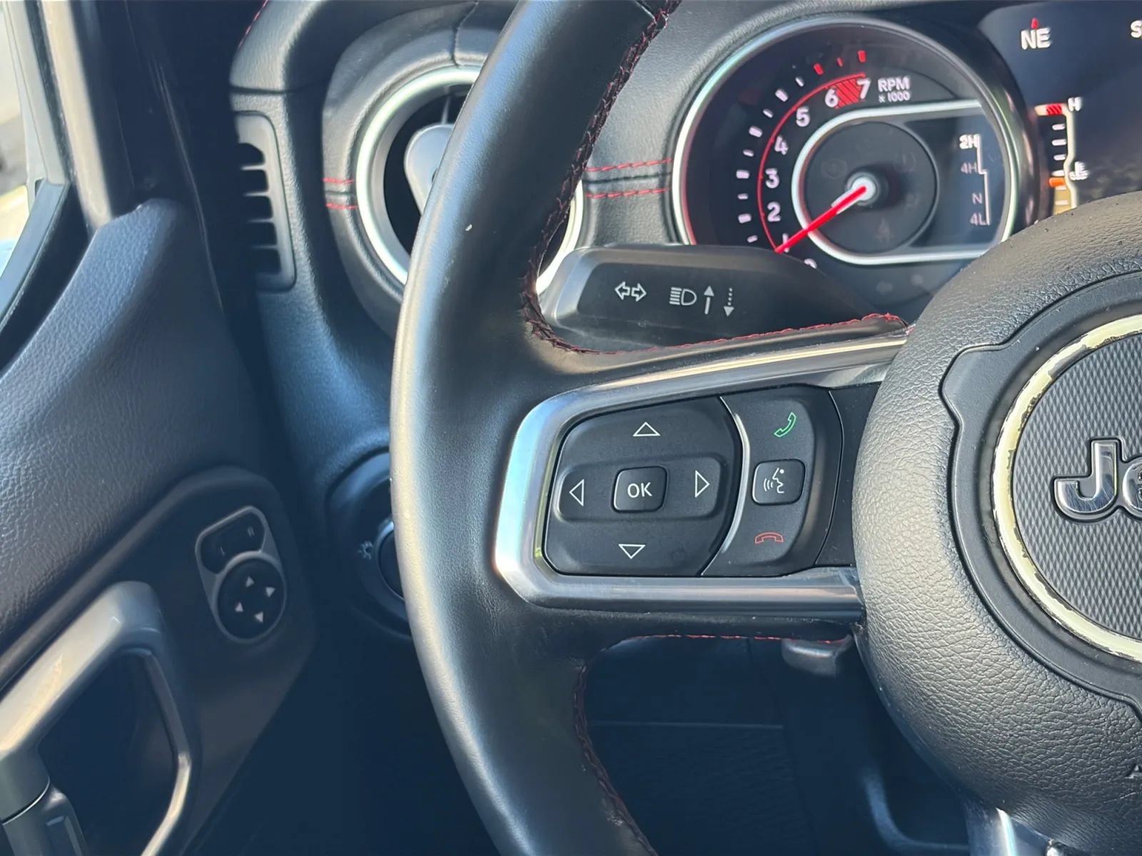 Used 2020 Jeep Wrangler Unlimited Rubicon w/ Quick Order Package 28Y Recon AWD/4WD image 30