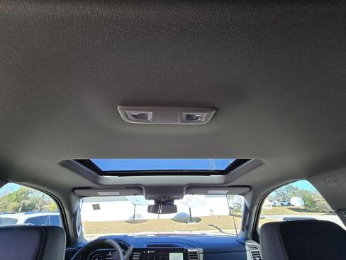 New 2026 GMC Sierra 3500 SLT w/ SLT Convenience Package image 26