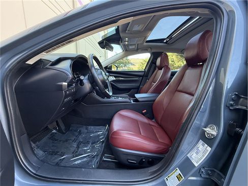 Used 2022 MAZDA MAZDA3 s FWD image 7